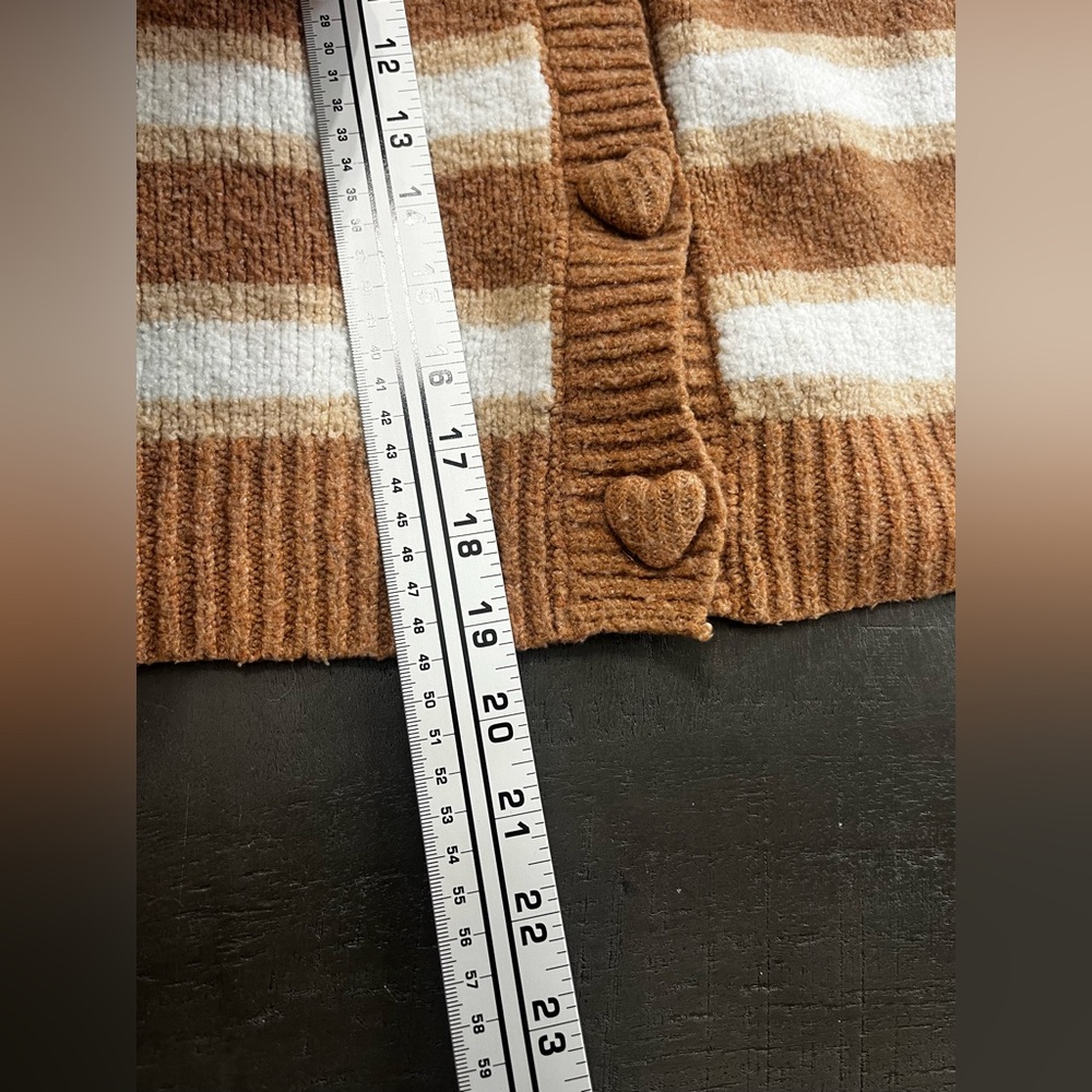 Heart Shape Cardigan Button Sweater Women's Size S Brown White Cropped Wild Skye - Picture 5 of 6